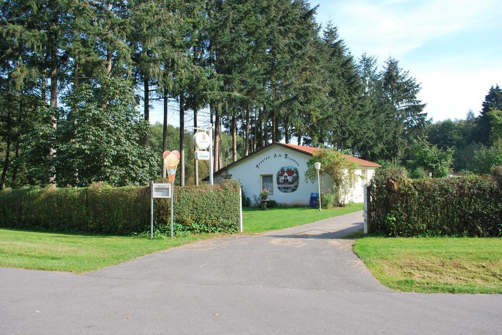 Pension "Am Brunnen" Parchim Exterior photo